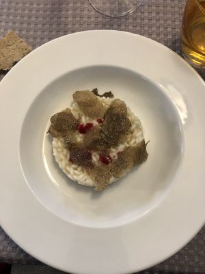 Risotto con tartufo e lampone   at Foresteria La Merlina in Dernice