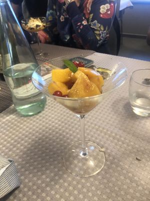 Pesce sciroppate con ribes e menta   at Foresteria La Merlina in Dernice