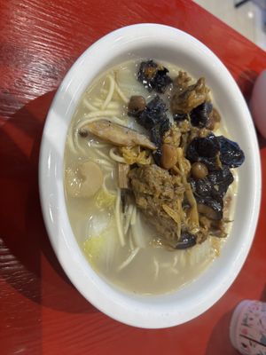   at Clean Water Vegetarian - 净水素食 in Shanghai