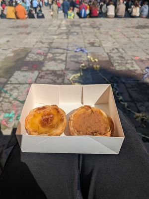 Pastel de nata vegano at Maninha Sardinha in Cadiz