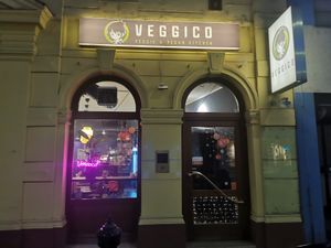  at Veggico in Vienna
