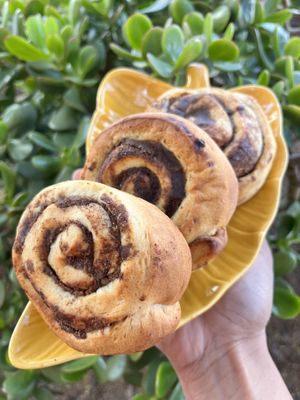 Rollos de canela con pasta de dátiles   at Calquin Vida Saludable in Antofagasta