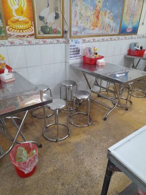 Inside at Hữu Duyen in Ho Chi Minh City