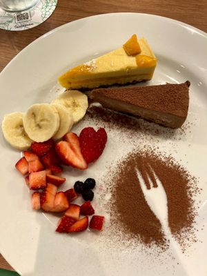 Raw cake plate at Ko-So Cafe in Tokyo