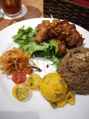 Yurinchi Plate (Sweet and Sour "Chicken") at Ko-So Cafe in Tokyo