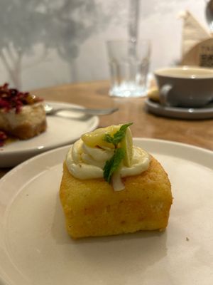 Lemon cake at The Cravin' Pantry in Mumbai