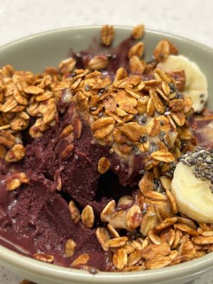 Bad photo but this is the açaí bowl at The Cravin' Pantry in Mumbai