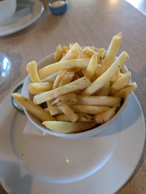Fries at The Musterer's Hut Cafe in Twizel