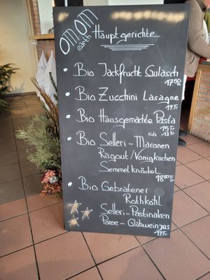  at OMOM PopUp in Basel