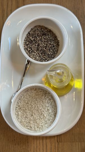   at Kosmopoliet in Bruges