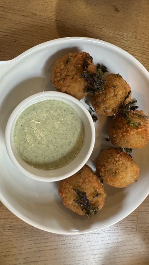   at Kosmopoliet in Bruges