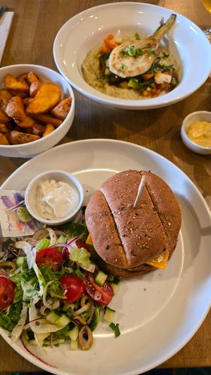 Mushroom burger at Kosmopoliet in Bruges