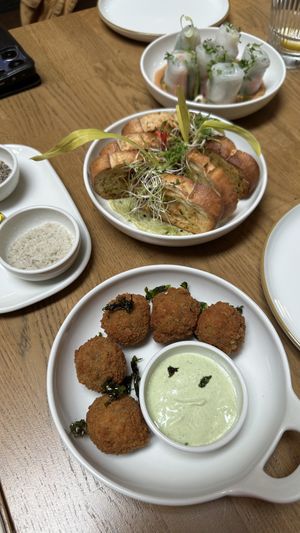 Loved these tapas!! Forgot to take pictures from the other dishes. Also delicious!!  at Kosmopoliet in Bruges