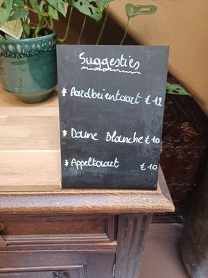  at Kosmopoliet in Bruges