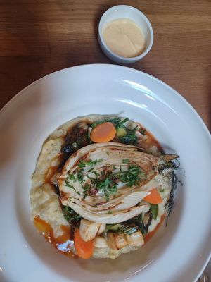 Stew with sea vegetables at Kosmopoliet in Bruges