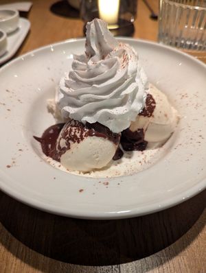  at Kosmopoliet in Bruges