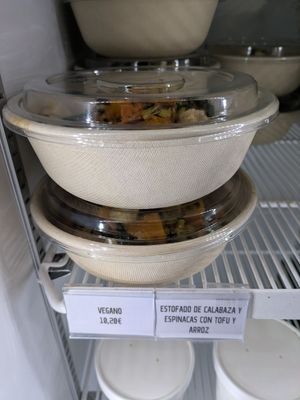 Vegan lunch option at Nomad Frutas Selectas in Barcelona