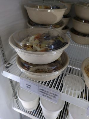 Vegan lunch option at Nomad Frutas Selectas in Barcelona