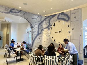   at Earth Cafe @ Churchgate in Mumbai