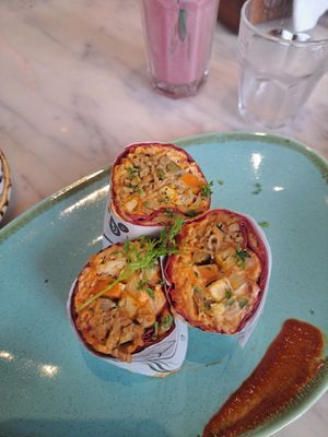  at Earth Cafe @ Churchgate in Mumbai