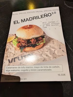 Calamari burger add at Vrutal - Diputació in Barcelona