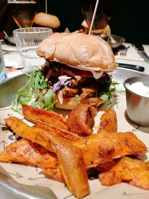 BBQ burger #Veganuary at Vrutal - Diputació in Barcelona