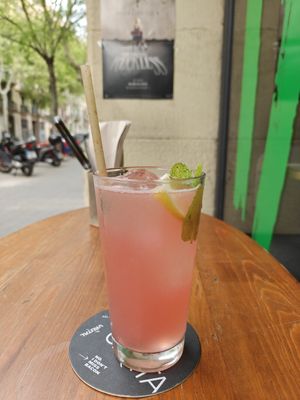 Pink lemonade at Vrutal - Diputació in Barcelona