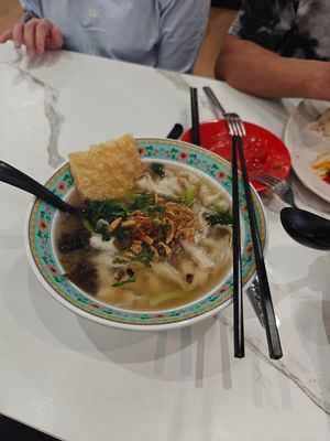 Ban mian soup at Kang Su Vegetarian 康素 - Macpherson  in Central Singapore