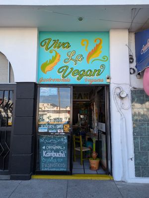Store front at Viva La Vegan in Puerto Vallarta