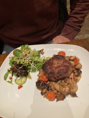   at Daheim in der Affentor Schänke   in Frankfurt