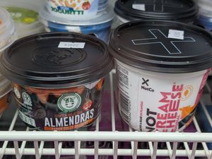 Vegan cream cheese at Nothofagus Almacén de Alimentos Naturales in Chubut