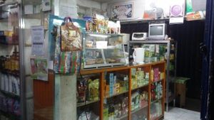 entrance at Ro-Dhel Vegetarian in Olongapo City