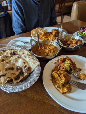 Roti, aloo Gobi and soya chaap masala at Bhaja Govindam in New Delhi