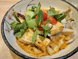 Vegan Curry Laksa at Mama Gyoza in Dusseldorf