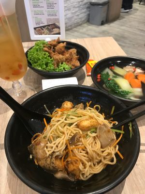 Taiwanese Spicy Paste Noodle at Greendot 绿一点 - Bedok Mall in East Singapore