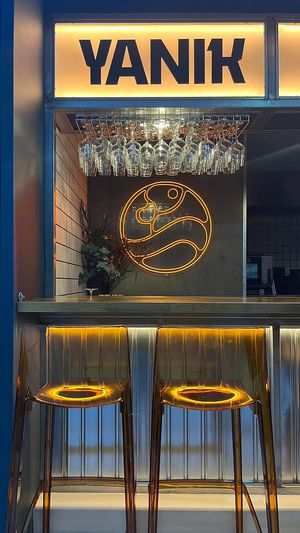 Barra   at Yanik in Aviles