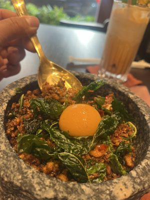 Tofu mit „Ei“   at Vegan Pranakhon in Bangkok