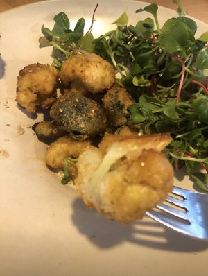 콜리플라우ㅓ at Cook and Book 쿡앤북 in Seoul