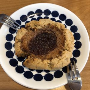 Strawberry scone at Cook and Book 쿡앤북 in Seoul