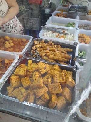 Com chay selection at Thiên Hươn in Ho Chi Minh City