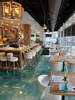  at Crasqui Venezuelan Restaurant in St Paul