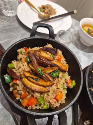 Mushroom fried rice at Buddha -菩茶 in Dali