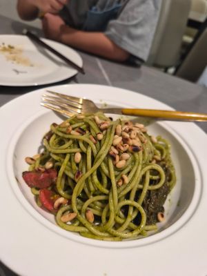 Pasta mania at Buddha -菩茶 in Dali