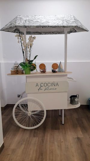Carrito de postres at A cociña de Rocío in Burela