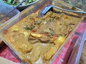 Thai fish rice- definitely a rice grabber but a little too spicy 8.5/10  at Zhenyi Veggie Place 真一素食坊 in Northeast Singapore