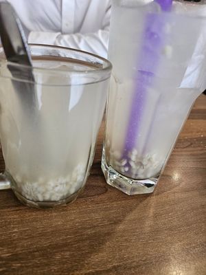 Hot & Cold Barley ~'9/9/23 at Zhenyi Veggie Place 真一素食坊 in Northeast Singapore