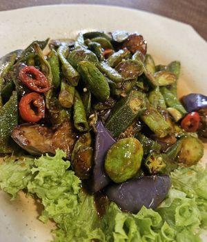 ~ 20/9/23 at Zhenyi Veggie Place 真一素食坊 in Northeast Singapore