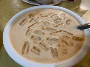  Reunion set- The desert curdled really fast like going to spoil  at Zhenyi Veggie Place 真一素食坊 in Northeast Singapore