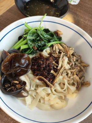 Chili Ban Mian ~ 12/9/24 at Zhenyi Veggie Place 真一素食坊 in Northeast Singapore