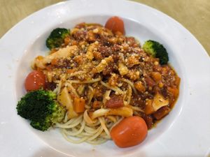 Tomato Bolognese Spaghetti at Zhenyi Veggie Place 真一素食坊 in Northeast Singapore